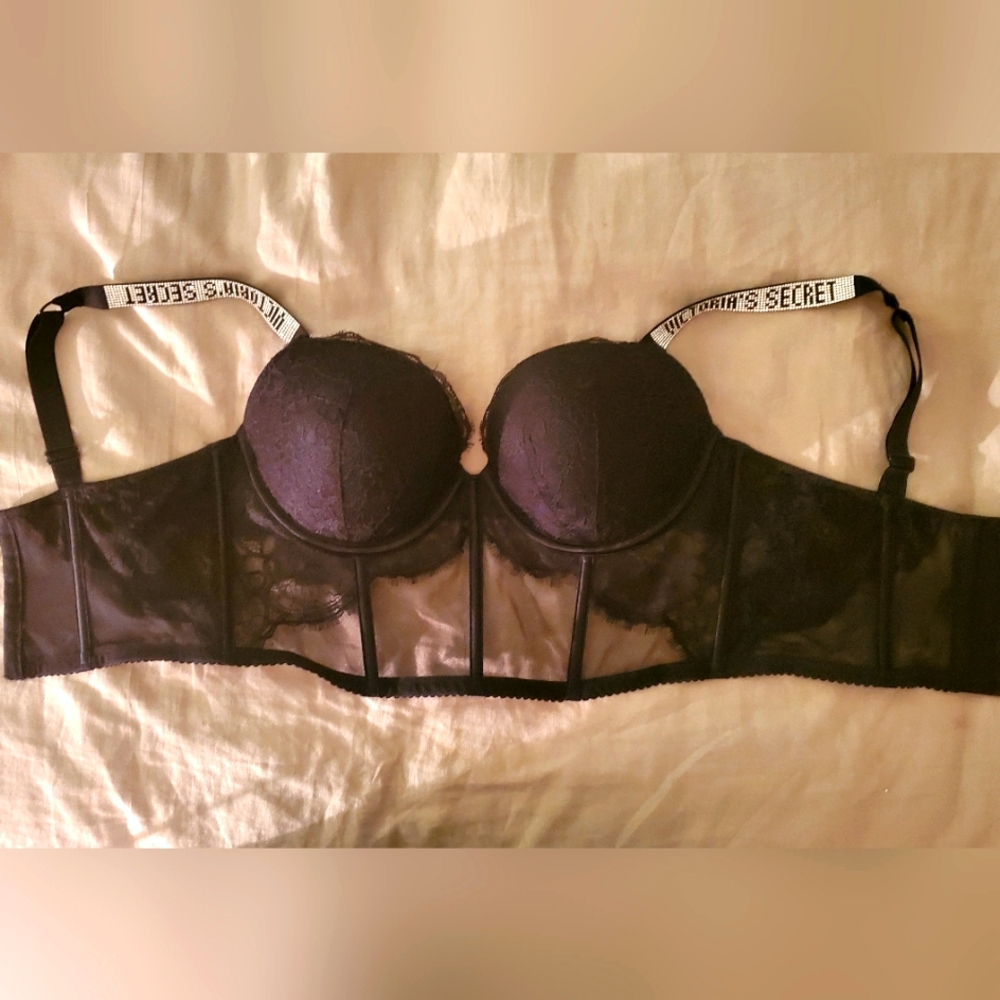 Victoria Secret 34D padded very sexy tags off never worn